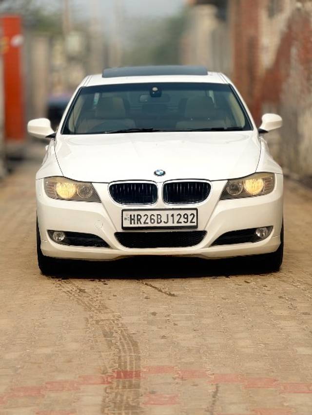 https://images10.gaadi.com/usedgaadi-sellcar/UsedCar/e59c1069a/ad8f8dd8-1253-45e6-ac96-72d68cf8f6ae.jpeg?imwidth=6400