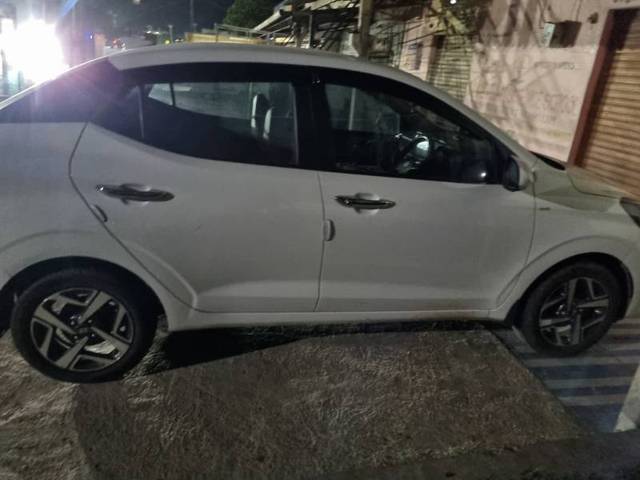 https://images10.gaadi.com/usedgaadi-sellcar/UsedCar/e59c1092a/4b1f89f0-6b28-4df3-900b-d57a122d0f99.jpg?imwidth=6401
