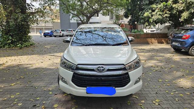 https://images10.gaadi.com/usedgaadi-sellcar/UsedCar/e59c606ba/f8ae7dca-f843-45f4-95dd-8c3ca4780a80.jpeg?imwidth=6400