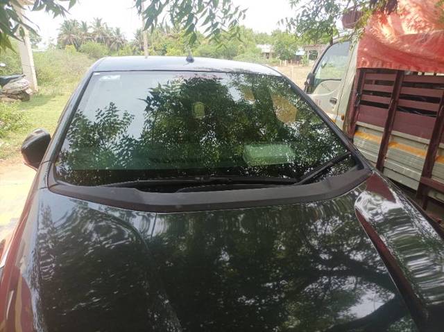 https://images10.gaadi.com/usedgaadi-sellcar/UsedCar/e59ca383a/6e1b10e3-8bcf-4103-a80f-3b7c22dfb20d.jpg?imwidth=6401
