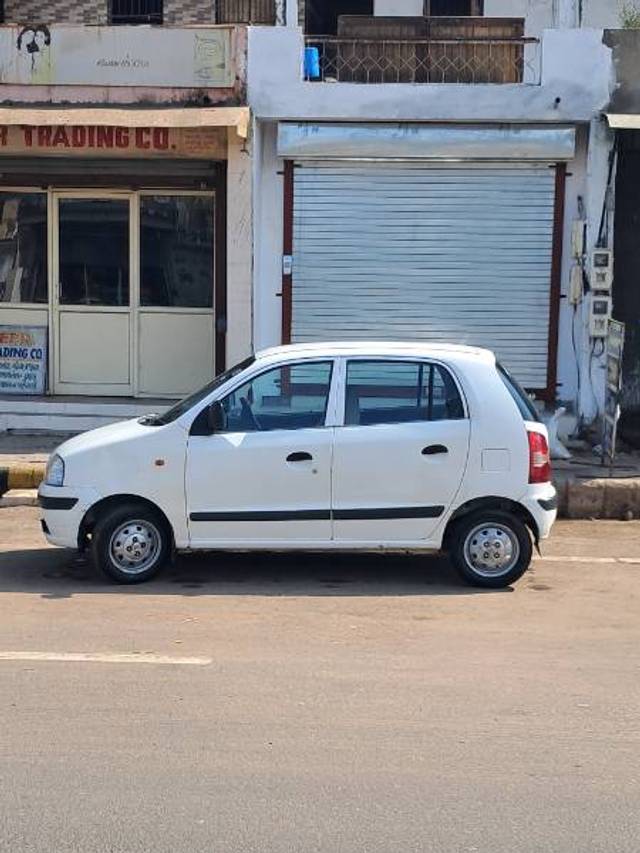 https://images10.gaadi.com/usedgaadi-sellcar/UsedCar/e59d07c2a/14083d36-dc72-4e19-9e03-1fb3ab5bed2f.jpg?imwidth=6402