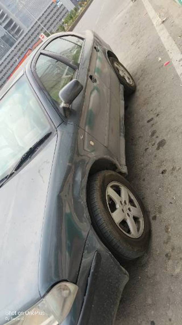 https://images10.gaadi.com/usedgaadi-sellcar/UsedCar/e59d08fba/64058a11-937a-4506-8016-35fec99ddd90.jpg?imwidth=6402