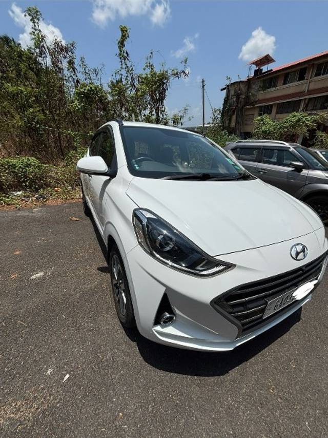 https://images10.gaadi.com/usedgaadi-sellcar/UsedCar/e59d787ea/08367faa-38bb-49dc-9771-32c522e4ab1b.jpeg?imwidth=6400