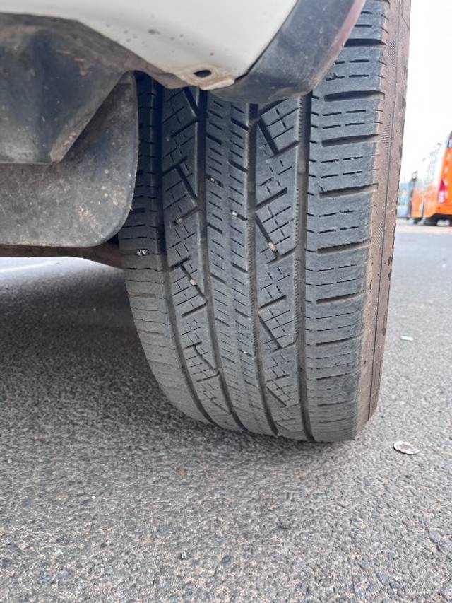https://images10.gaadi.com/usedgaadi-sellcar/UsedCar/e59da510a/4eef5886-b769-4cd7-8768-1e36a9ecd1e4.jpeg?imwidth=6401