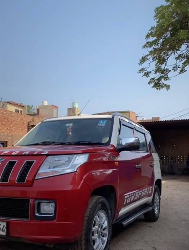 https://images10.gaadi.com/usedgaadi-sellcar/UsedCar/e59dd1aba/605889b5-0de7-4a5a-8ea5-85a12cf354e9.jpeg?imwidth=6400
