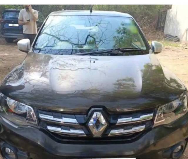 https://images10.gaadi.com/usedgaadi-sellcar/UsedCar/e59dfb44a/7bc65b7f-949d-4b5f-869c-3522cc639cf8.jpeg?imwidth=6400