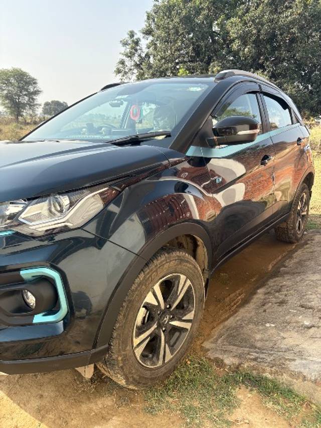 https://images10.gaadi.com/usedgaadi-sellcar/UsedCar/e59e6f9fa/a9ac6c81-32ee-4308-acbf-21fac688240d.jpeg?imwidth=6400