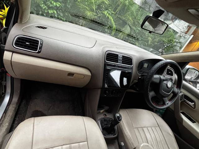 https://images10.gaadi.com/usedgaadi-sellcar/UsedCar/e59eb852a/bed321ff-8c5d-4a92-952a-758217dc6d4f.jpeg?imwidth=6401