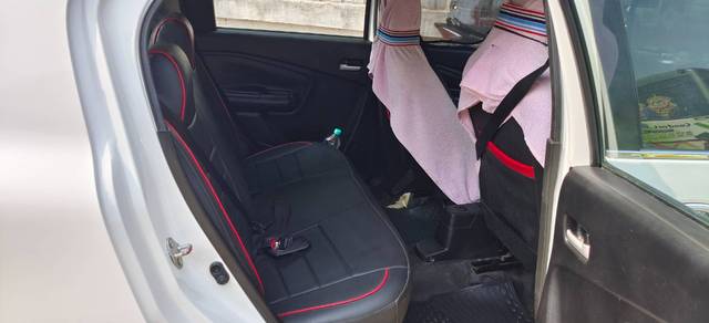 https://images10.gaadi.com/usedgaadi-sellcar/UsedCar/e59ebc0aa/46de12e0-352f-4ccb-ab04-c6407ebd2488.jpg?imwidth=6402