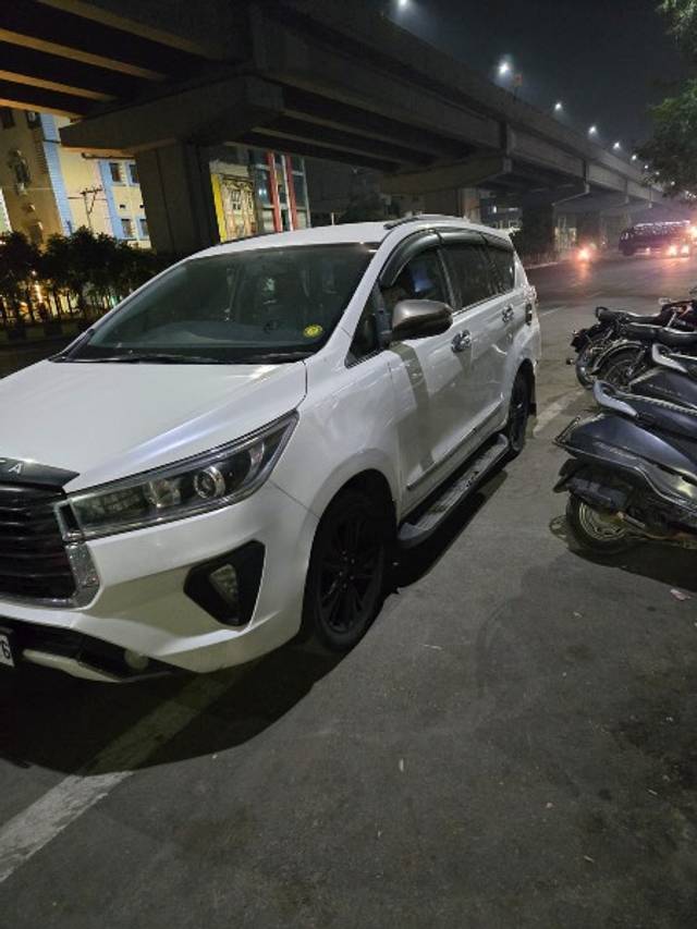https://images10.gaadi.com/usedgaadi-sellcar/UsedCar/e59ef589a/f61188e4-319f-4aec-8ee5-8696279334ce.jpeg?imwidth=6401