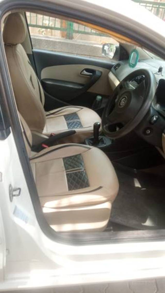 https://images10.gaadi.com/usedgaadi-sellcar/UsedCar/e59f4a45a/3ec4ec99-8a1b-41d4-956f-a51cd0b37a83.jpg?imwidth=6401