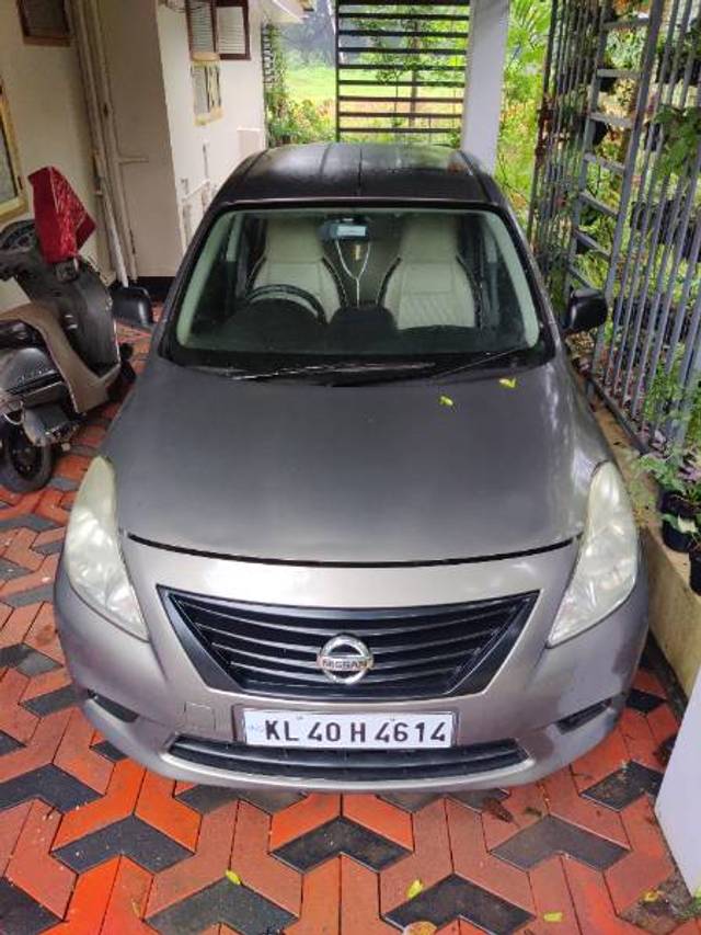 https://images10.gaadi.com/usedgaadi-sellcar/UsedCar/e59f68cda/5fb4f323-612f-4cda-b836-23c117b646e0.jpg?imwidth=6400