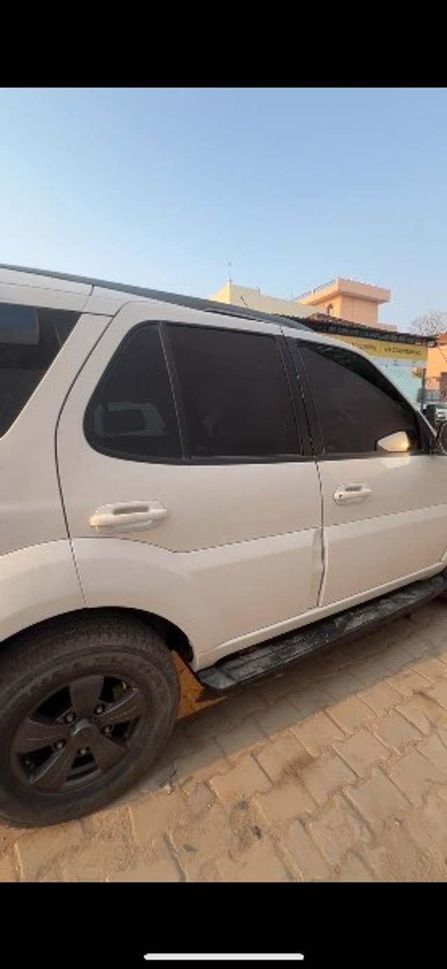 https://images10.gaadi.com/usedgaadi-sellcar/UsedCar/e59fdb28a/ccd7a3f1-77d8-4e1e-babe-ab5e108d6cdb.png?imwidth=6401