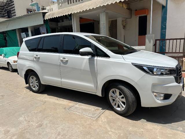 https://images10.gaadi.com/usedgaadi-sellcar/UsedCar/e5a092c2a/8ebf9969-9a5d-4a5a-9c34-c37758c09b2c.jpeg?imwidth=6400