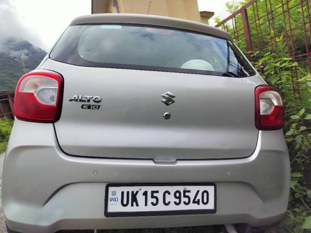 https://images10.gaadi.com/usedgaadi-sellcar/UsedCar/e5a0a910a/1a576013-b1b4-43f3-8603-b12d9041f4e3.jpg?imwidth=6401