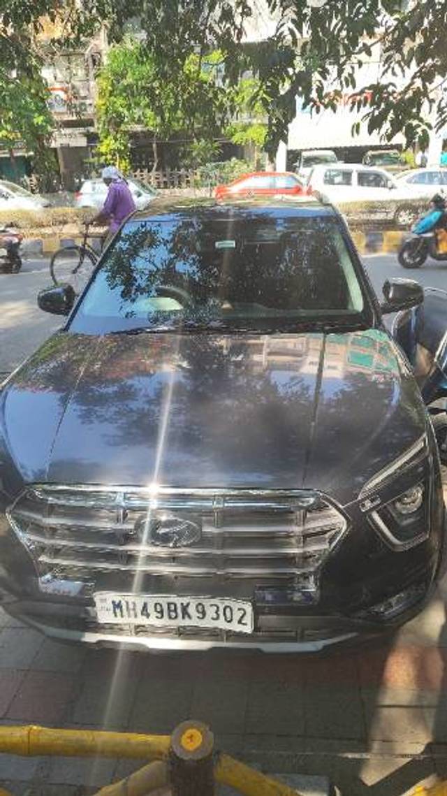 https://images10.gaadi.com/usedgaadi-sellcar/UsedCar/e5a0d404a/8c3aba01-aafe-47cd-b503-0b722da55c41.jpg?imwidth=6400