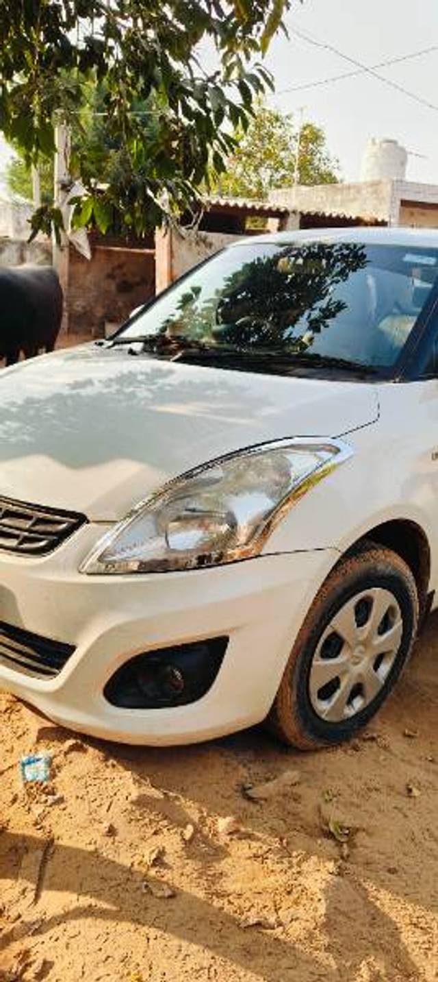 https://images10.gaadi.com/usedgaadi-sellcar/UsedCar/e5a135e9a/6514386c-aea3-45d6-a346-c5e23669dcca.jpg?imwidth=6400