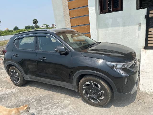 https://images10.gaadi.com/usedgaadi-sellcar/UsedCar/e5a18704a/50621888-b115-4f63-85b3-db5ab87e6975.jpg?imwidth=6401