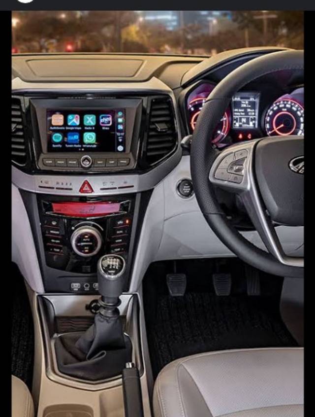 https://images10.gaadi.com/usedgaadi-sellcar/UsedCar/e5a19c81a/80ecc4d5-e2b2-479b-9bdd-b0f58b2fb604.jpeg?imwidth=6401