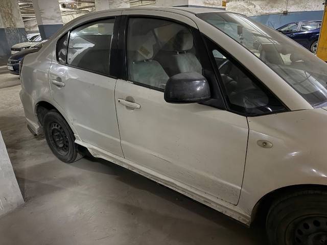 https://images10.gaadi.com/usedgaadi-sellcar/UsedCar/e5a1ac19a/efb4cdf3-8007-4ecc-96be-2ba2acf5e137.jpeg?imwidth=6400