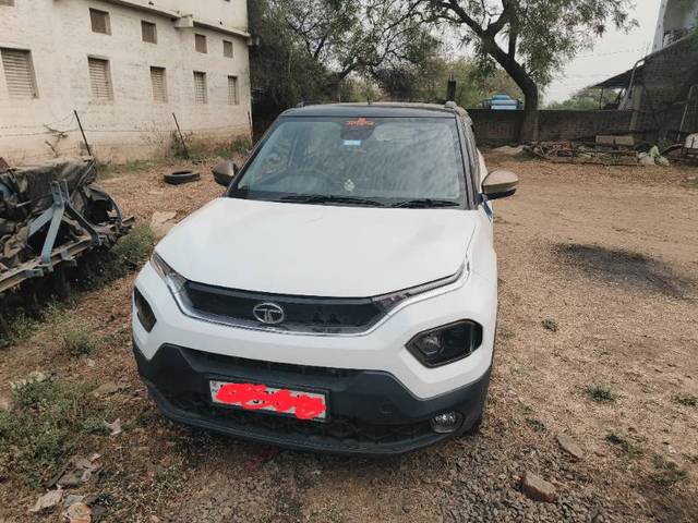 https://images10.gaadi.com/usedgaadi-sellcar/UsedCar/e5a23f90a/07a85a8e-d4a6-495b-9079-71326b54a4a9.jpg?imwidth=6400