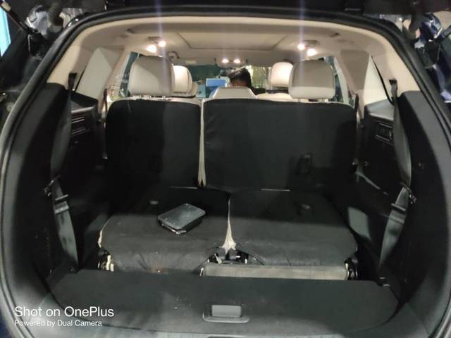 https://images10.gaadi.com/usedgaadi-sellcar/UsedCar/e5a243c4a/7a9e4cb4-aef4-413f-a844-f8af98461a9b.jpeg?imwidth=6401