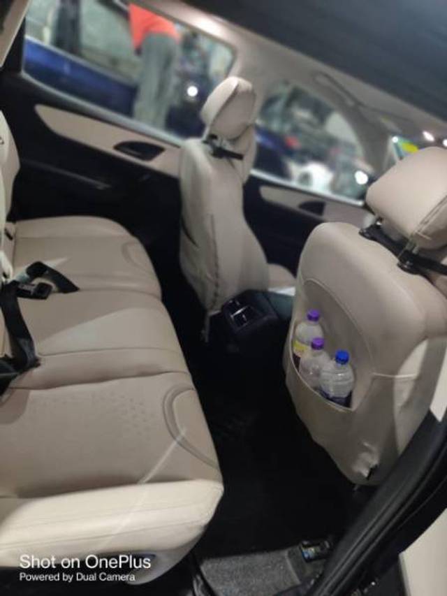 https://images10.gaadi.com/usedgaadi-sellcar/UsedCar/e5a243c4a/aadd0d8c-f089-47e5-811d-2be091025fc5.jpeg?imwidth=6402