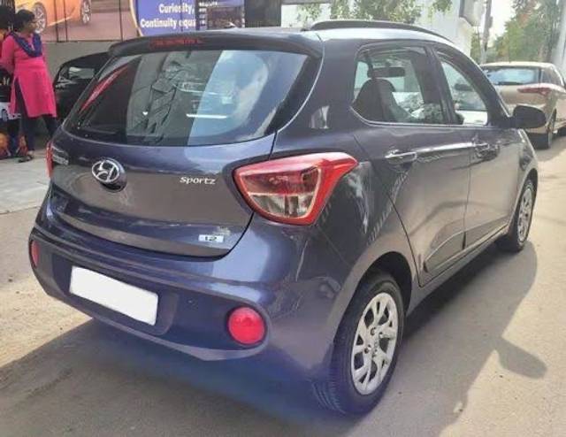 https://images10.gaadi.com/usedgaadi-sellcar/UsedCar/e5a2c5c4a/77ea1685-9118-4c9a-9033-b2b100a5d4d1.jpeg?imwidth=6400