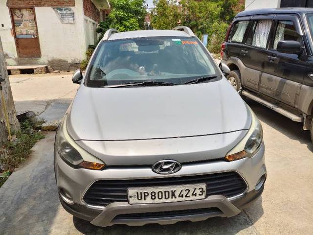 https://images10.gaadi.com/usedgaadi-sellcar/UsedCar/e5a340d0a/621103f3-2ad0-4a4f-a750-195f4b7e1e3d.jpg?imwidth=6400