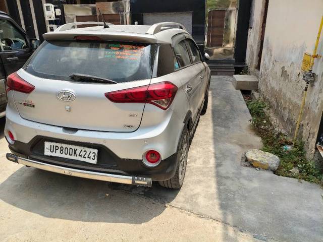https://images10.gaadi.com/usedgaadi-sellcar/UsedCar/e5a340d0a/6da38049-f7ed-4c33-840c-d81895390094.jpg?imwidth=6401