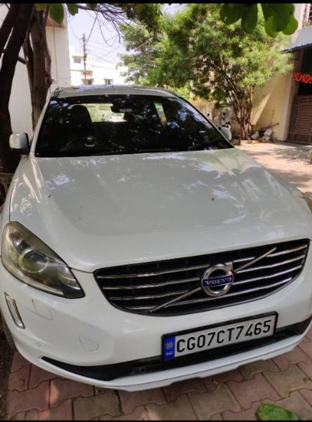 https://images10.gaadi.com/usedgaadi-sellcar/UsedCar/e5a426e3a/980639f5-40a0-43c8-9659-875834e47819.jpg?imwidth=6400