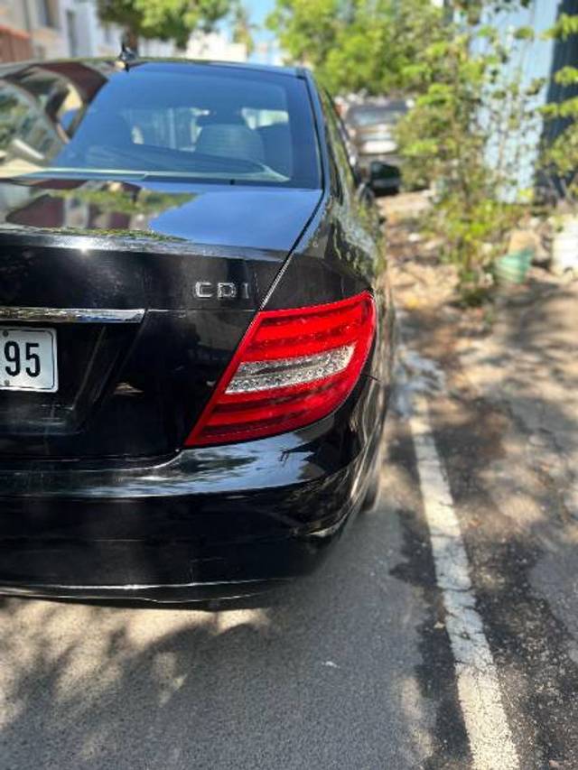 https://images10.gaadi.com/usedgaadi-sellcar/UsedCar/e5a49fc7a/45a77775-5350-427d-a144-0fa66b294e5a.jpeg?imwidth=6401