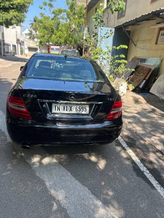 https://images10.gaadi.com/usedgaadi-sellcar/UsedCar/e5a49fc7a/a2908356-c705-4654-9888-dc8382b9f3fd.jpeg?imwidth=6402