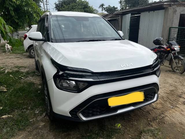 https://images10.gaadi.com/usedgaadi-sellcar/UsedCar/e5a4ba6fa/166c0128-ac35-41f3-9e19-debf816e32ec.jpeg?imwidth=6400