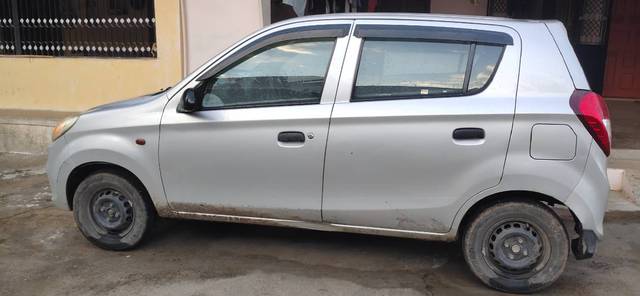 https://images10.gaadi.com/usedgaadi-sellcar/UsedCar/e5a4e030a/940133b6-d8b3-431e-b288-9b39e606ca77.jpg?imwidth=6402