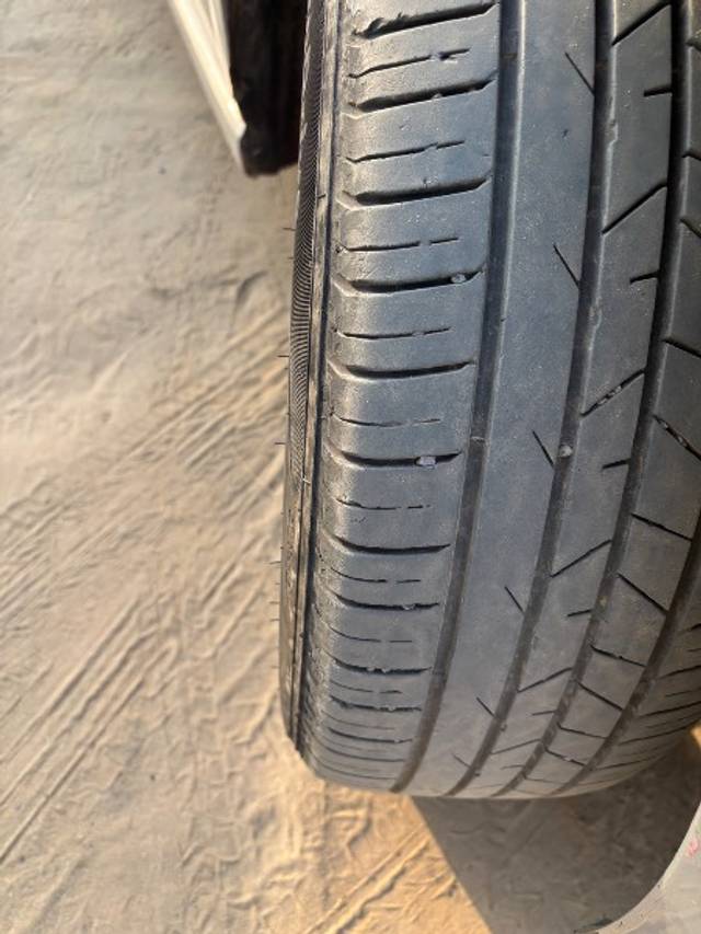 https://images10.gaadi.com/usedgaadi-sellcar/UsedCar/e5a5fd6aa/cb7a6438-0fc0-4777-aa5e-85319c6c358f.jpeg?imwidth=6402