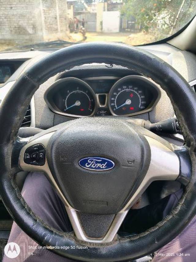 https://images10.gaadi.com/usedgaadi-sellcar/UsedCar/e5a60689a/241eedd9-03b2-4934-be8b-457b246f9518.jpg?imwidth=6402