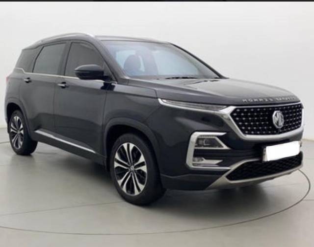 https://images10.gaadi.com/usedgaadi-sellcar/UsedCar/e5a63058a/31c7dbae-2e81-4486-866c-f40d7c671b2c.jpeg?imwidth=6400