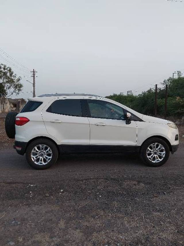 https://images10.gaadi.com/usedgaadi-sellcar/UsedCar/e5a6645ca/9ed139dc-3512-4e6c-9827-dc195690a1aa.jpg?imwidth=6401