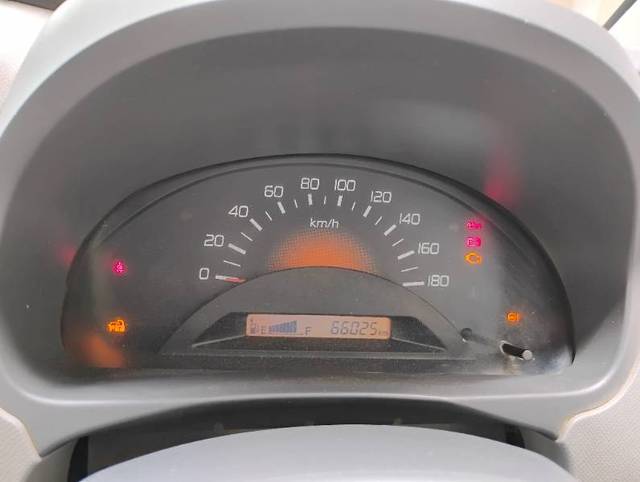 https://images10.gaadi.com/usedgaadi-sellcar/UsedCar/e5a66866a/0eb00717-73f6-4f33-8723-7fbb7b01ffab.jpg?imwidth=6402