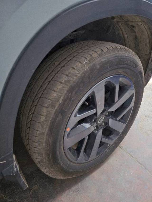 https://images10.gaadi.com/usedgaadi-sellcar/UsedCar/e5a68255a/4bb68f4d-b87c-41df-8997-cf3c4ba58d90.jpg?imwidth=6402