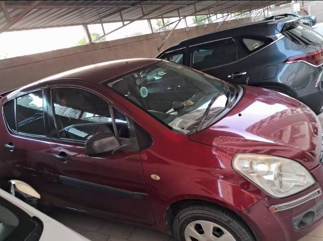https://images10.gaadi.com/usedgaadi-sellcar/UsedCar/e5a6d745a/9d909e50-ae48-4a31-9146-913833d4d2e3.jpg?imwidth=6400