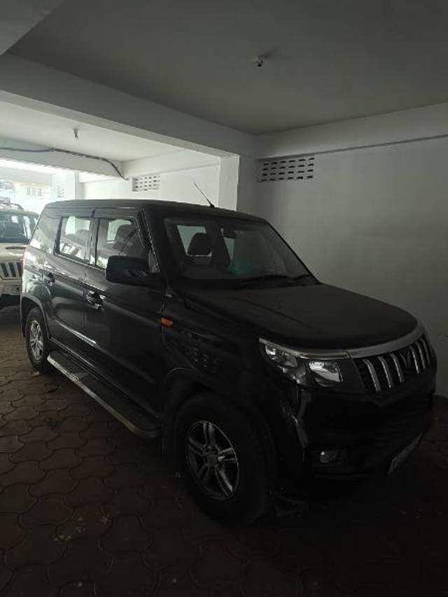 https://images10.gaadi.com/usedgaadi-sellcar/UsedCar/e5a6d870a/01a5c54e-a212-43e5-abc9-dd4b0373b5fe.jpg?imwidth=6400