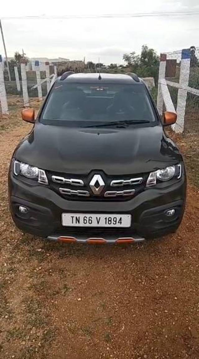 https://images10.gaadi.com/usedgaadi-sellcar/UsedCar/e5a6e901a/ce97e26a-b4c5-468f-a7b5-d36f3564c4aa.jpeg?imwidth=6401
