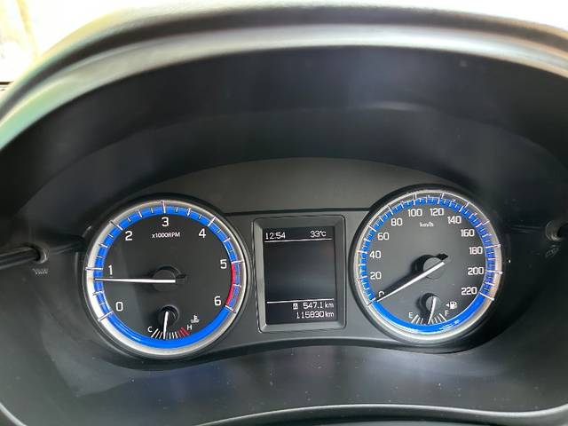 https://images10.gaadi.com/usedgaadi-sellcar/UsedCar/e5a71915a/1faf6a0c-84fd-4958-b6ce-fddb37993a4f.jpeg?imwidth=6402