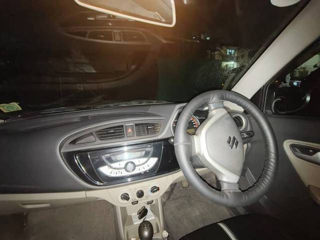 https://images10.gaadi.com/usedgaadi-sellcar/UsedCar/e5a72ae7a/186b5679-175f-4db7-b24c-da20364bb08e.jpg?imwidth=6402