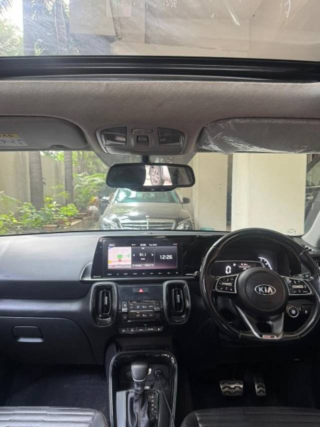 https://images10.gaadi.com/usedgaadi-sellcar/UsedCar/e5a7a600a/deb1df88-6e9c-40b6-8bd0-817d6d4cdcde.jpeg?imwidth=6402