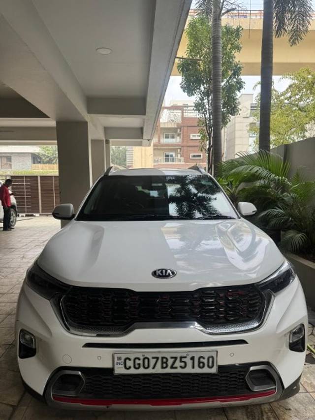 https://images10.gaadi.com/usedgaadi-sellcar/UsedCar/e5a7a600a/ea8f2ca2-0130-4f9e-bcfc-983f8f335245.jpeg?imwidth=6400