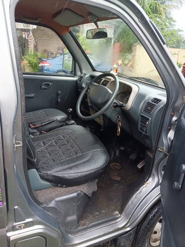 https://images10.gaadi.com/usedgaadi-sellcar/UsedCar/e5a7b5cba/f1985545-0f9f-4e0a-b14f-b281c044ff3f.jpeg?imwidth=6401