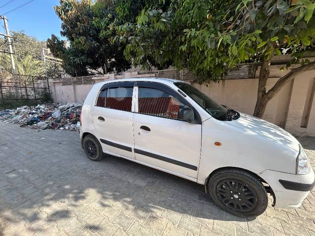 https://images10.gaadi.com/usedgaadi-sellcar/UsedCar/e5a7db37a/e0ff7fe7-d201-4cda-9d55-ef5545652179.jpeg?imwidth=6400